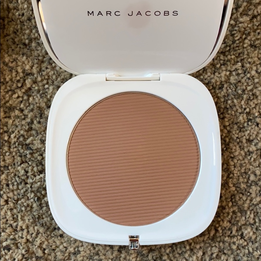 Marc Jacobs O!MEGA Bronze